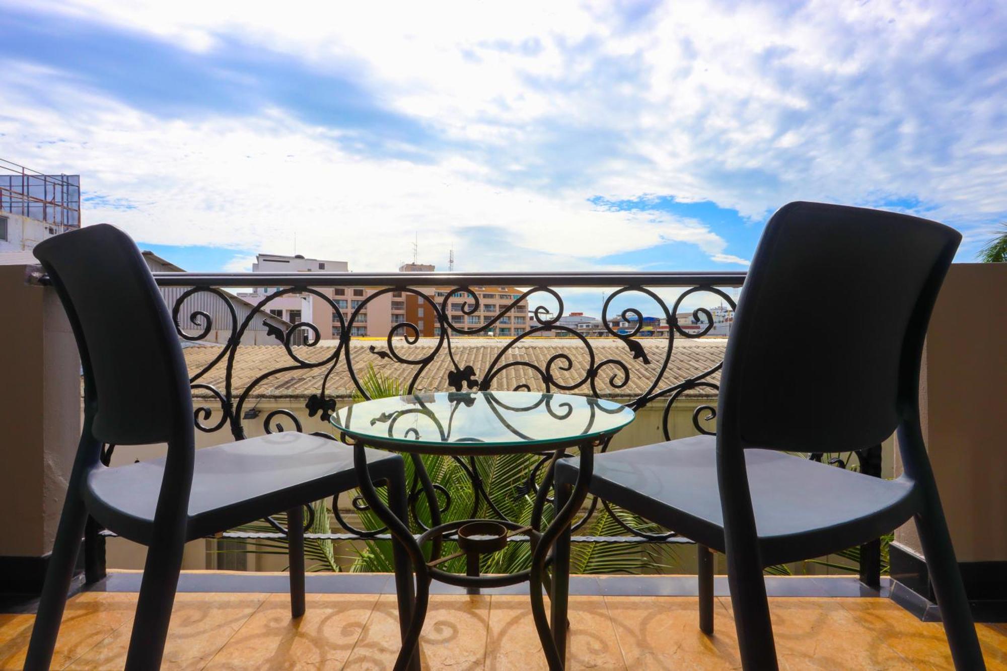 Land Royal Residence Паттайя Экстерьер фото